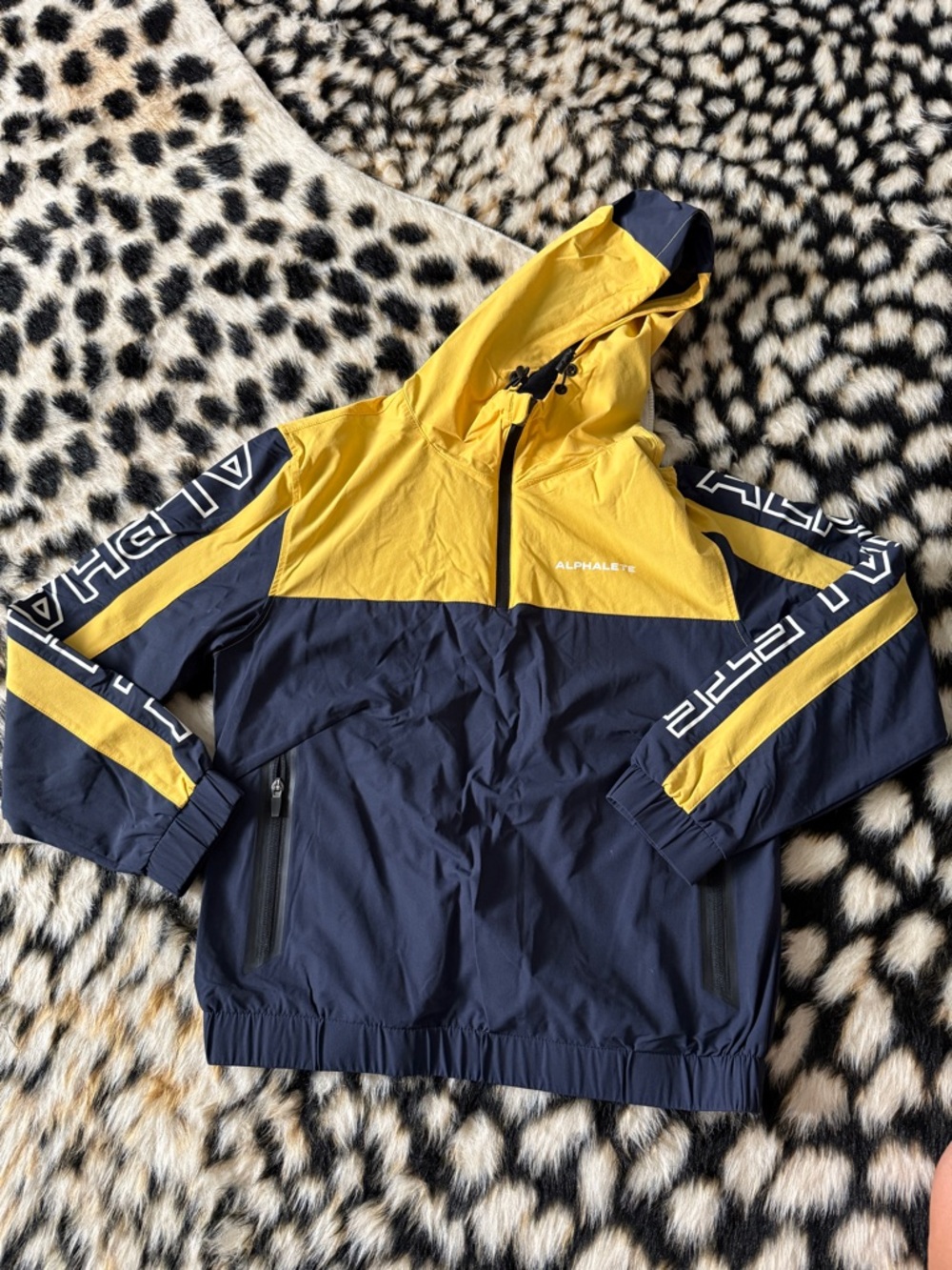 Alphalete Yellow and Navy Colorblock Pullover Windbreaker